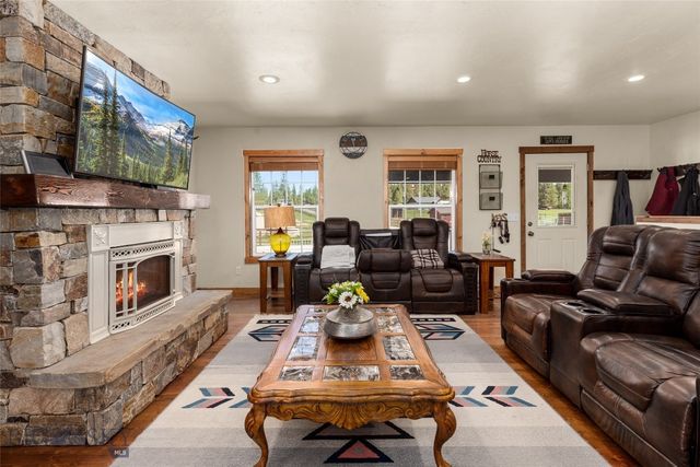 1200 Lost Creek Drive, Kalispell, MT 59901