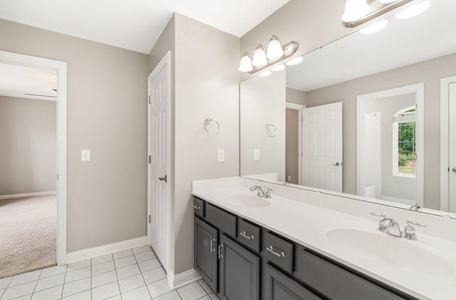 757 Gallant Fox Lane, Union, KY 41091