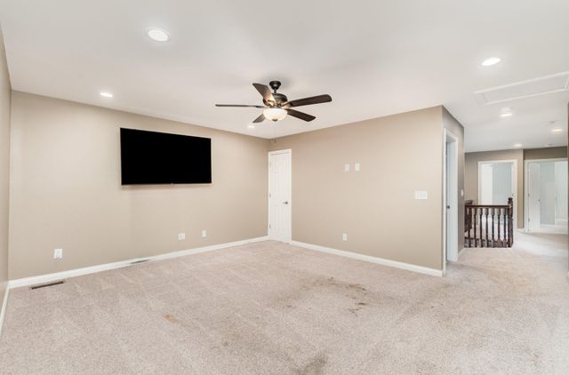 757 Gallant Fox Lane, Union, KY 41091