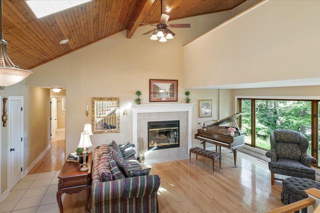 7414 Field Bay Avenue, Kalamazoo, MI 49009