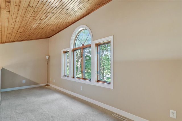 7414 Field Bay Avenue, Kalamazoo, MI 49009