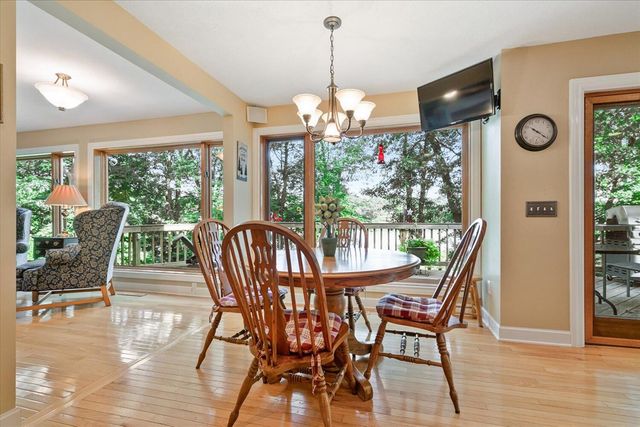 7414 Field Bay Avenue, Kalamazoo, MI 49009