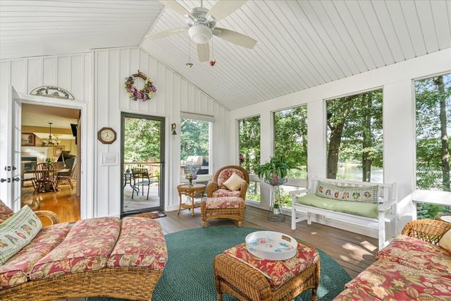 7414 Field Bay Avenue, Kalamazoo, MI 49009