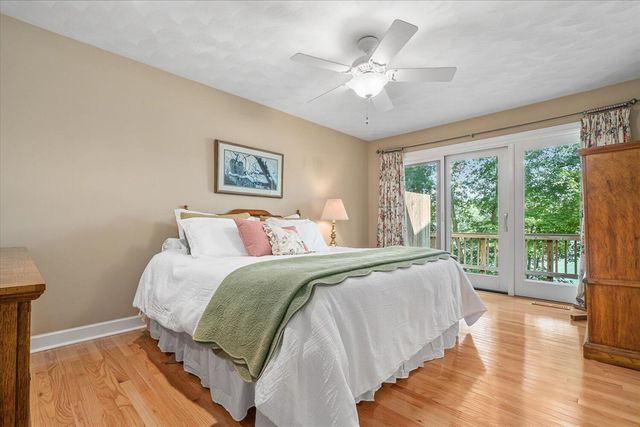 7414 Field Bay Avenue, Kalamazoo, MI 49009