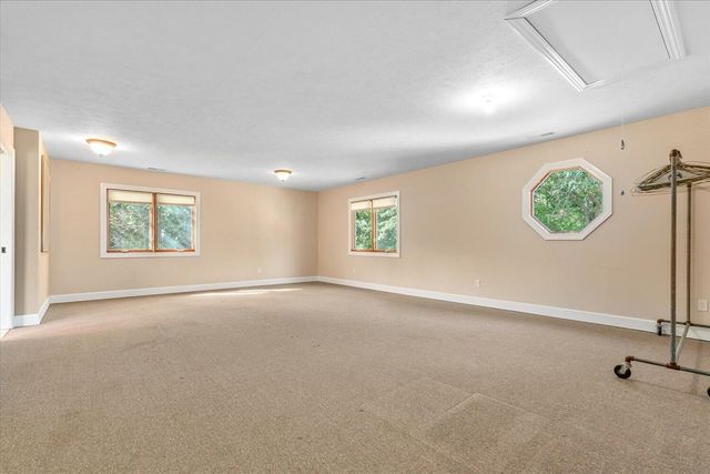 7414 Field Bay Avenue, Kalamazoo, MI 49009