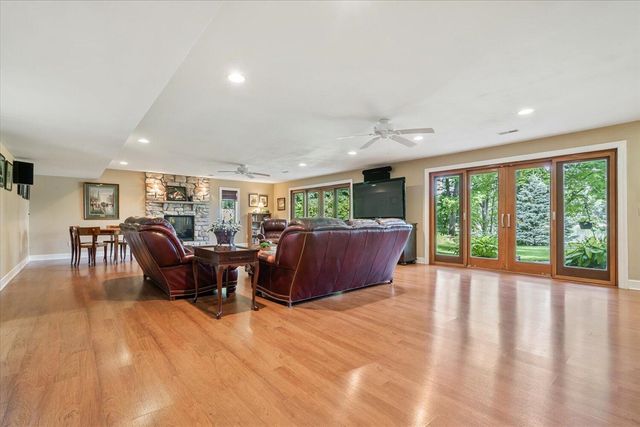 7414 Field Bay Avenue, Kalamazoo, MI 49009