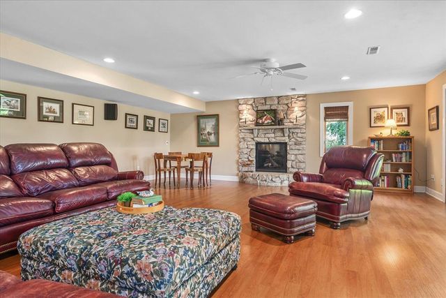 7414 Field Bay Avenue, Kalamazoo, MI 49009