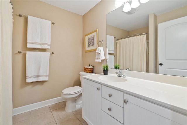 7414 Field Bay Avenue, Kalamazoo, MI 49009