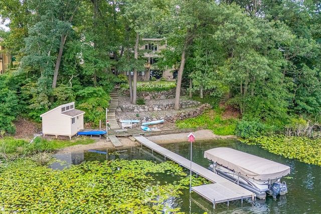 7414 Field Bay Avenue, Kalamazoo, MI 49009