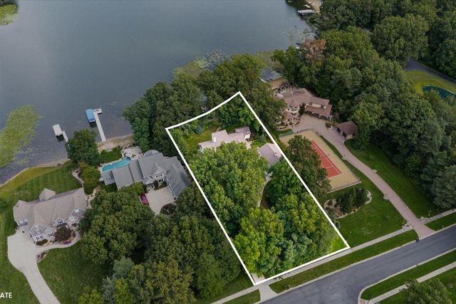 7414 Field Bay Avenue, Kalamazoo, MI 49009