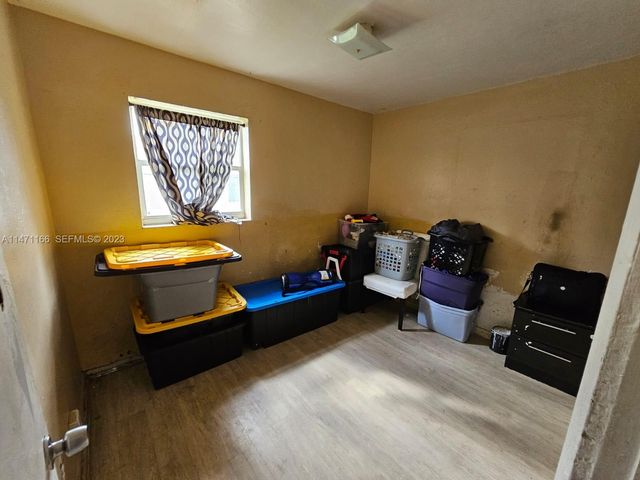 1817 NW 25th Avenue, Fort Lauderdale, FL 33311