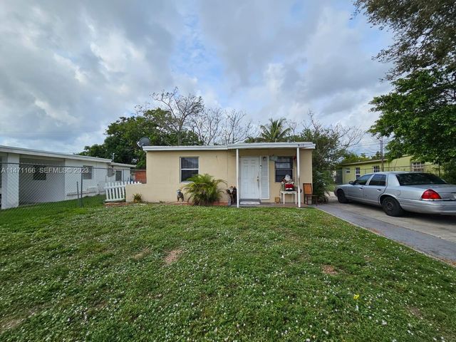 1817 NW 25th Avenue, Fort Lauderdale, FL 33311
