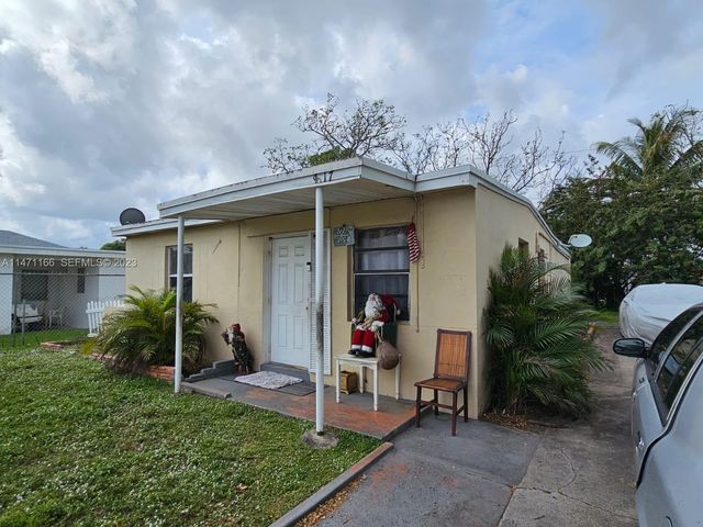 1817 NW 25th Avenue, Fort Lauderdale, FL 33311