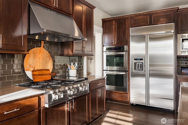 2440 NE Daphne Street, Issaquah, WA 98029