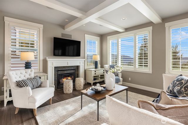 2440 NE Daphne Street, Issaquah, WA 98029