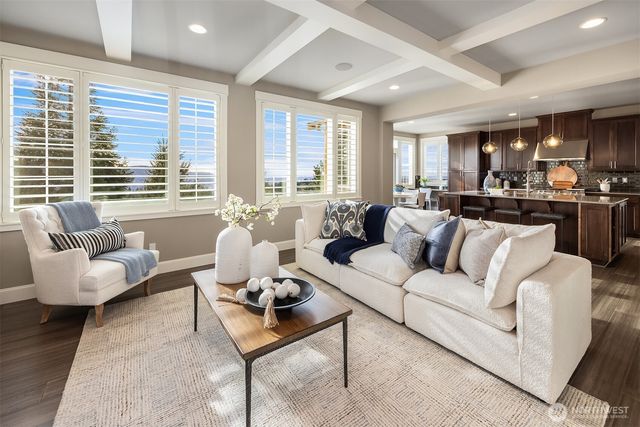 2440 NE Daphne Street, Issaquah, WA 98029