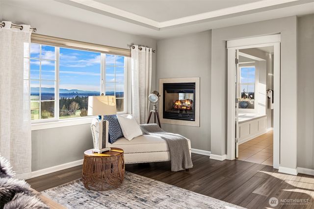 2440 NE Daphne Street, Issaquah, WA 98029