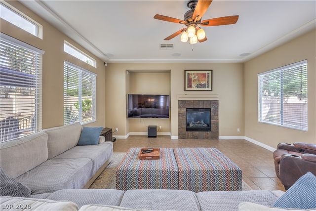 7982 Lookout Rock Circle, Las Vegas, NV 89129