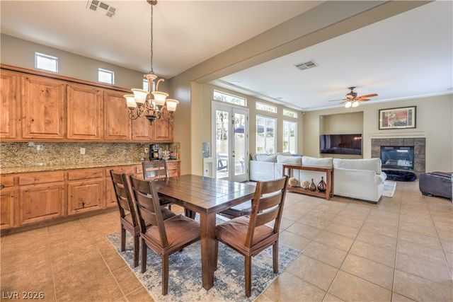 7982 Lookout Rock Circle, Las Vegas, NV 89129