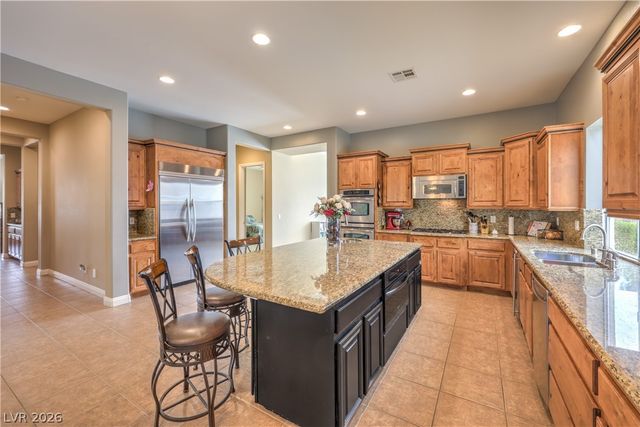 7982 Lookout Rock Circle, Las Vegas, NV 89129