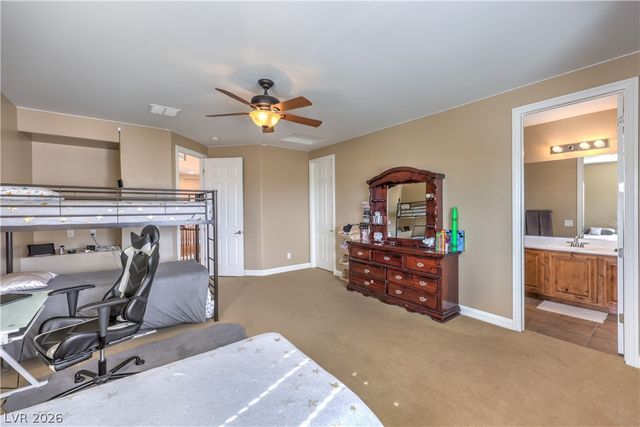 7982 Lookout Rock Circle, Las Vegas, NV 89129