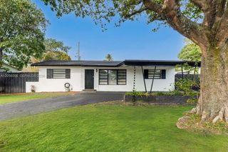 600 N 66th Ter, Hollywood, FL 33024
