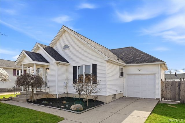 26 Guenther Avenue, Tonawanda, NY 14150