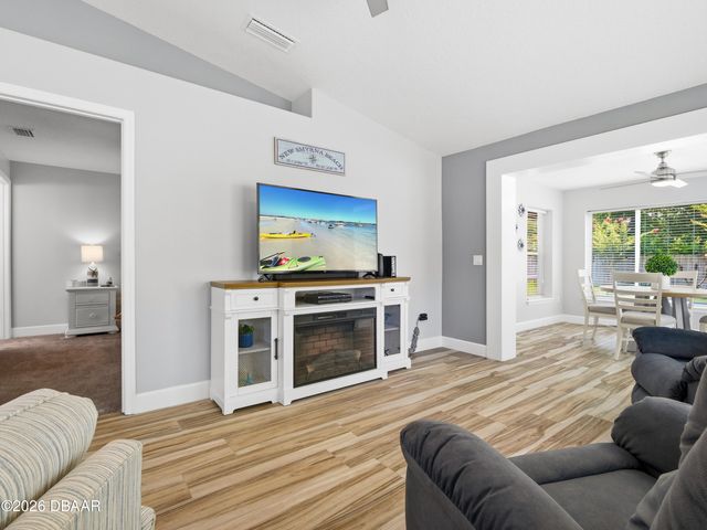 2255 Hawks Cove Circle, New Smyrna Beach, FL 32168