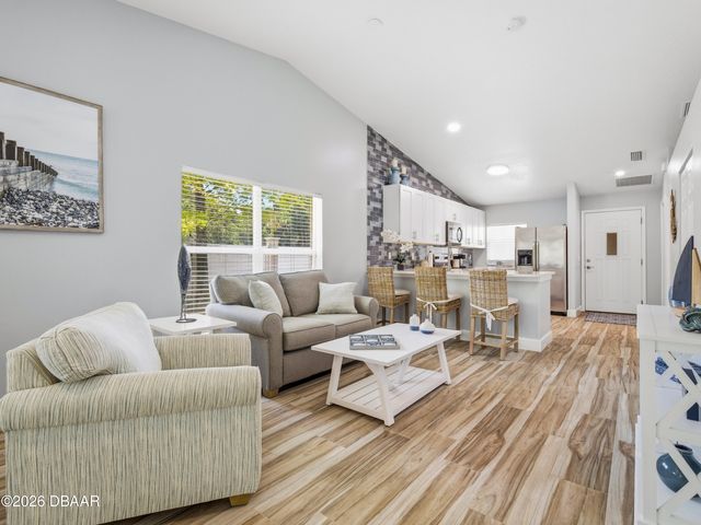 2255 Hawks Cove Circle, New Smyrna Beach, FL 32168