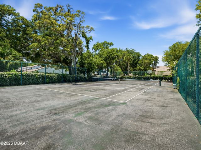 2255 Hawks Cove Circle, New Smyrna Beach, FL 32168