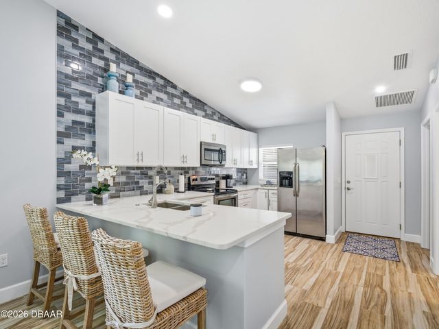 2255 Hawks Cove Circle, New Smyrna Beach, FL 32168