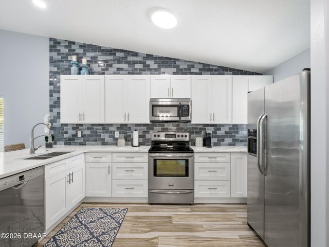 2255 Hawks Cove Circle, New Smyrna Beach, FL 32168