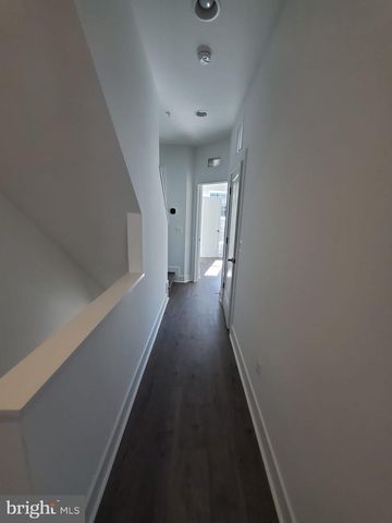 1882 MICHAEL FARADAY DR, Reston, VA 20190