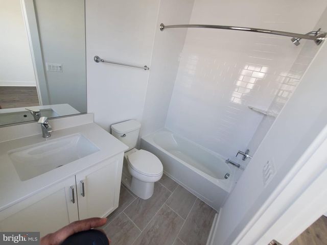 1882 MICHAEL FARADAY DR, Reston, VA 20190