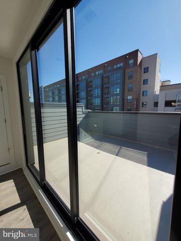 1882 MICHAEL FARADAY DR, Reston, VA 20190