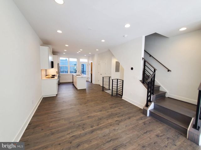 1882 MICHAEL FARADAY DR, Reston, VA 20190