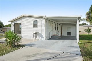 53 Grosbeak LN, Naples, FL 34114