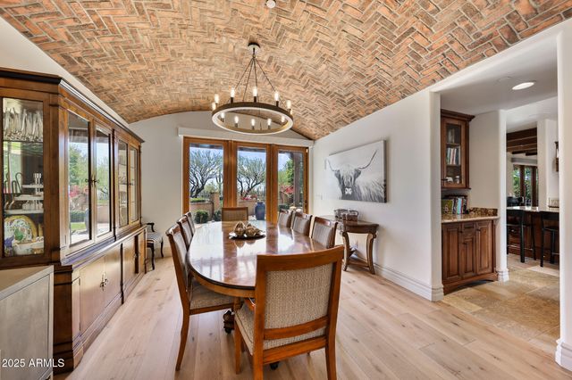 10182 E Gilded Perch Drive, Scottsdale, AZ 85255