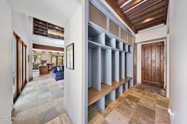 10182 E Gilded Perch Drive, Scottsdale, AZ 85255