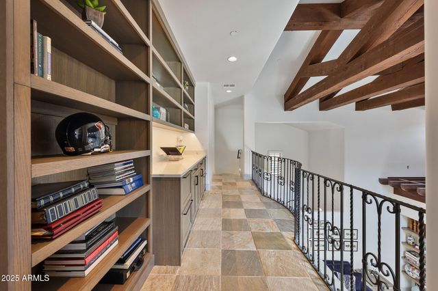 10182 E Gilded Perch Drive, Scottsdale, AZ 85255