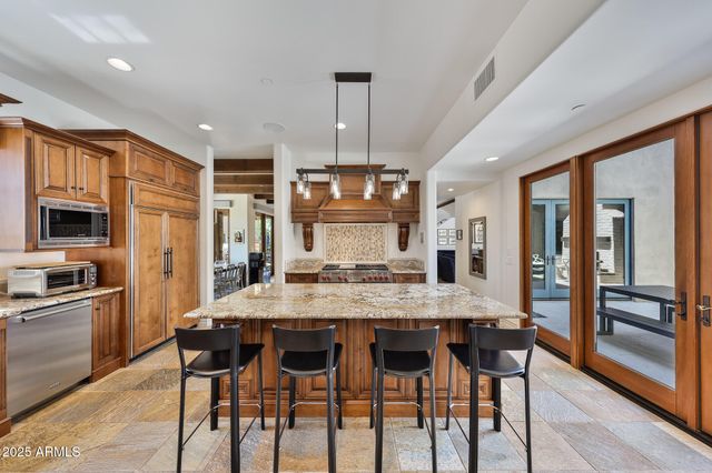 10182 E Gilded Perch Drive, Scottsdale, AZ 85255