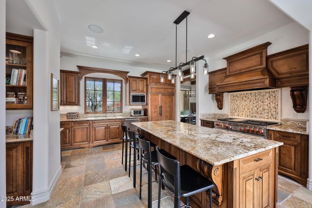 10182 E Gilded Perch Drive, Scottsdale, AZ 85255