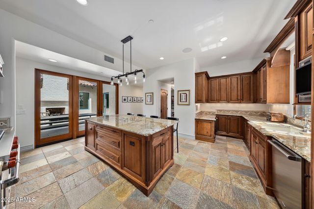 10182 E Gilded Perch Drive, Scottsdale, AZ 85255