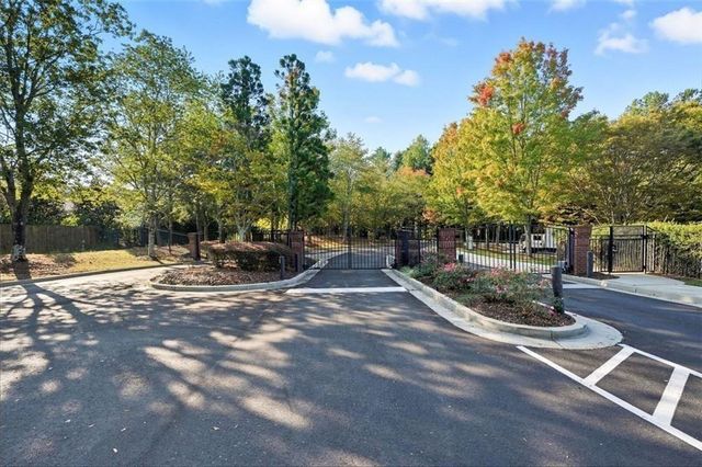 6115 Woodland Lane, Alpharetta, GA 30009