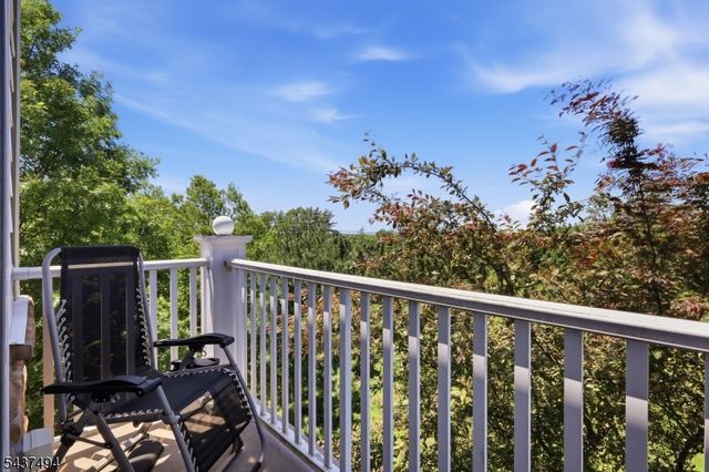387 Victoria Drive, Bridgewater Twp., NJ 08807