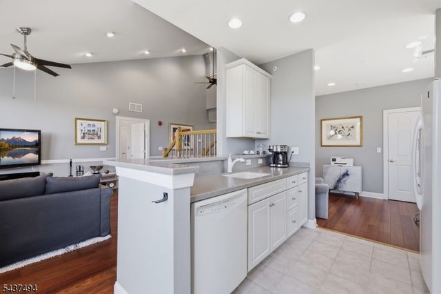 387 Victoria Drive, Bridgewater Twp., NJ 08807