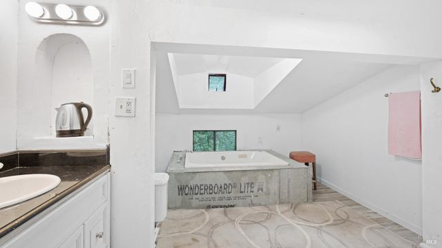 7456 Sir Francis Drake Blvd, Lagunitas, CA 94938