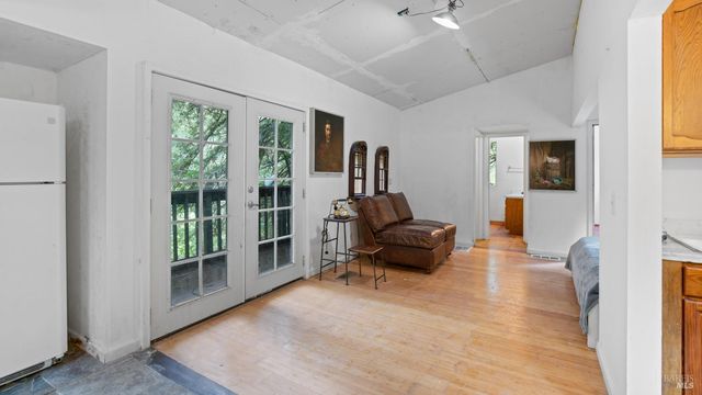 7456 Sir Francis Drake Blvd, Lagunitas, CA 94938