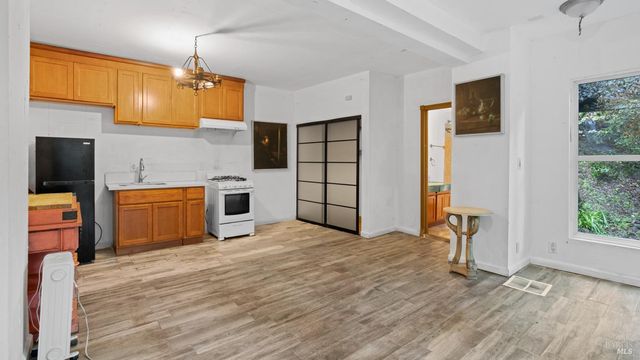 7456 Sir Francis Drake Blvd, Lagunitas, CA 94938