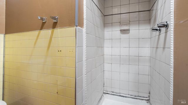 7456 Sir Francis Drake Blvd, Lagunitas, CA 94938